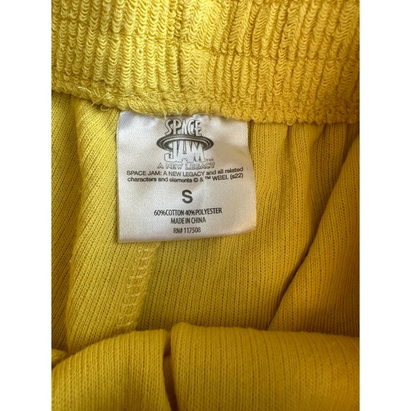 Loony Tunes ribbed yellow corduroy shorts, size small - Picture 9 of 15